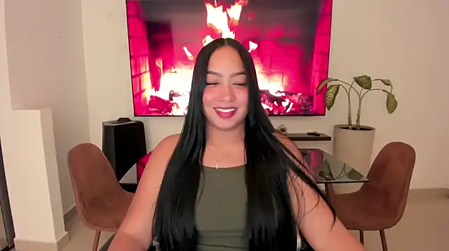 brunetenikole02 online show from 02/13/26, 02:00