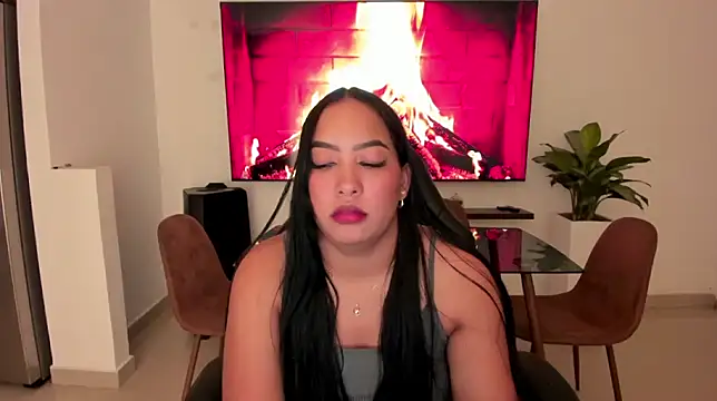 brunetenikole02 online show from 02/24/26, 01:50