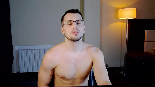 Friend12321 online show from 02/16/25, 02:20