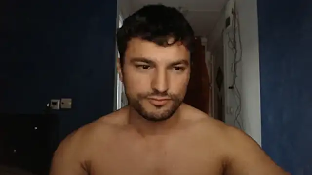 Snapshot of alex_blu chatting on 07/12/26, 12:11 alex blu online show from 07/12/26, 12:11