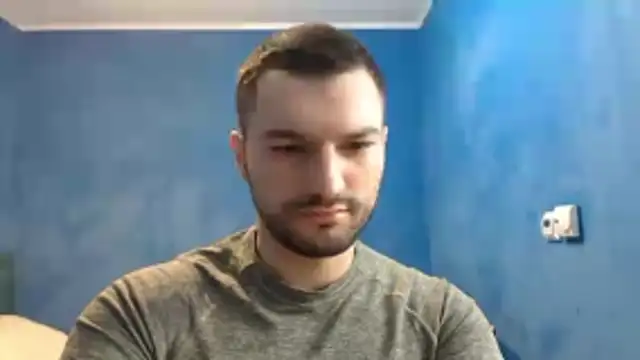 Snapshot of alex_blu chatting on 03/16/26, 11:14 alex blu online show from 03/16/26, 11:14
