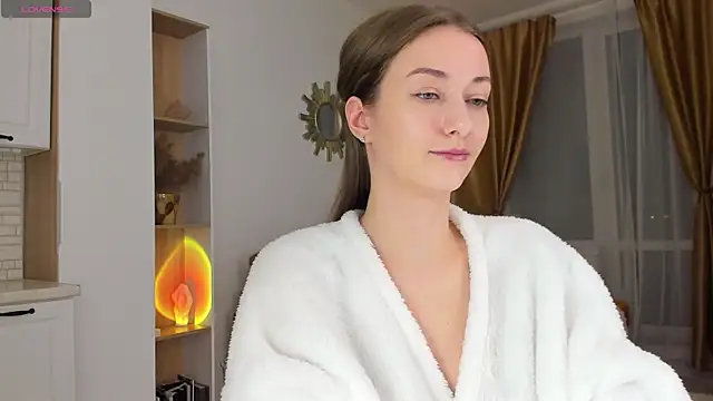 Kelly Summers online show from 02/04/25, 04:39