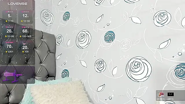 luna evaa online show from 03/19/25, 09:16