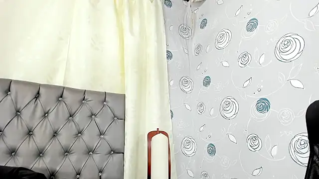 luna evaa online show from 03/08/25, 05:33