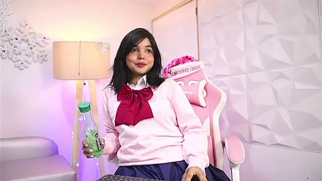 dianebleu online show from 12/19/25, 04:16