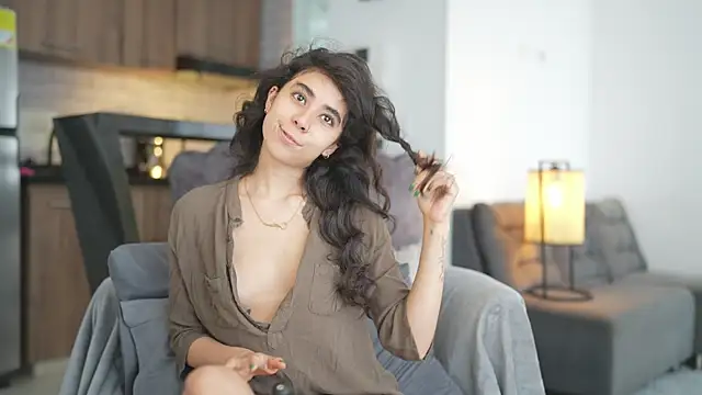 Snapshot of cata_batnati chatting on 04/20/26, 02:40 cata batnati online show from 04/20/26, 02:40