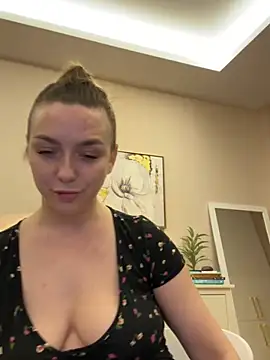 Snapshot of Janeee chatting on 02/12/25, 04:33 Janeee online show from 02/12/25, 04:33