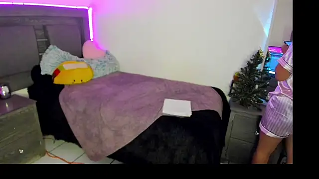 Cherrynoa online show from 12/20/25, 02:47