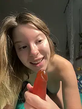 Snapshot of kimczii chatting on 12/01/25, 07:09 kimczii online show from 12/01/25, 07:09