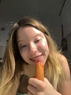 kimczii online show from 04/22/26, 06:20