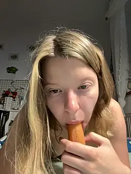 kimczii online show from 06/19/26, 06:08