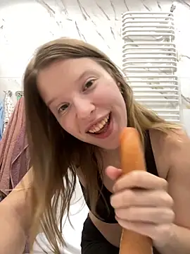kimczii online show from 05/11/26, 06:16