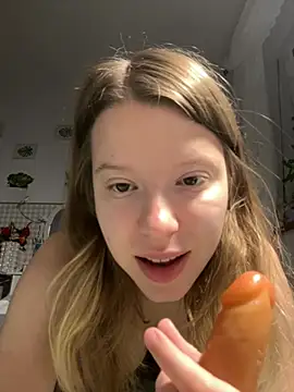 kimczii online show from 06/12/26, 06:22