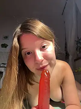 Snapshot of kimczii chatting on 03/20/25, 01:37 kimczii online show from 03/20/25, 01:37