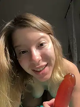 Snapshot of kimczii chatting on 11/24/25, 07:19 kimczii online show from 11/24/25, 07:19