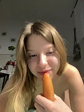 kimczii online show from 04/14/26, 06:18