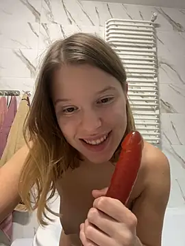 Snapshot of kimczii chatting on 10/30/25, 07:44 kimczii online show from 10/30/25, 07:44