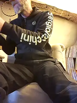 eddouxxx78 online show from 05/12/26, 02:23
