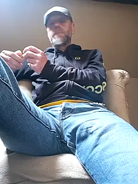 eddouxxx78 online show from 04/13/26, 09:35