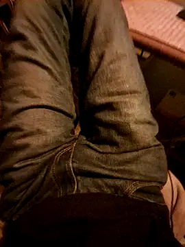 eddouxxx78 online show from 12/19/25, 06:54