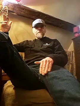 eddouxxx78 online show from 04/21/26, 07:59