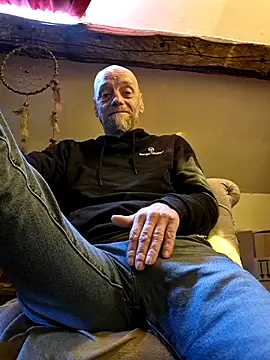 eddouxxx78 online show from 03/28/26, 09:32