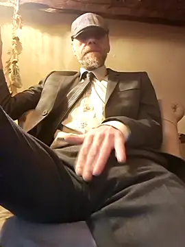 eddouxxx78 online show from 04/09/26, 05:31