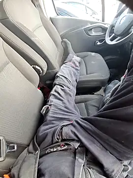 eddouxxx78 online show from 12/17/25, 11:37