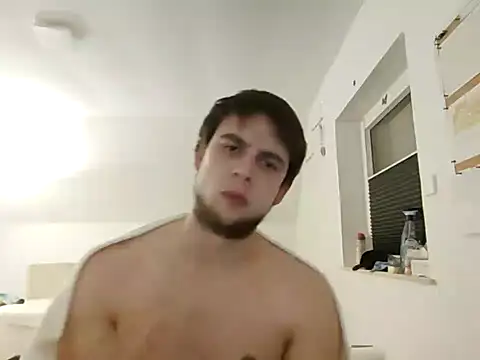 Snapshot of Youngtimer_1997 chatting on 01/26/25, 01:20 Youngtimer 1997 online show from 01/26/25, 01:20