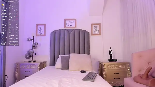 Vega   16 online show from 12/16/25, 11:36