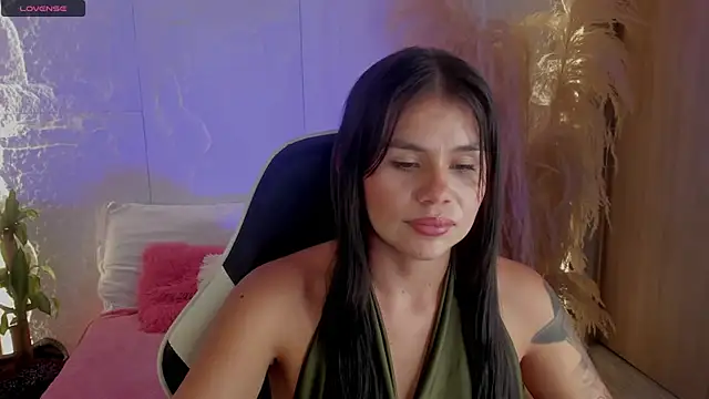 dominique25  online show from 07/12/26, 02:34