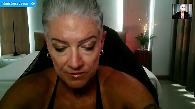 Devon2020 online show from 03/25/26, 10:36