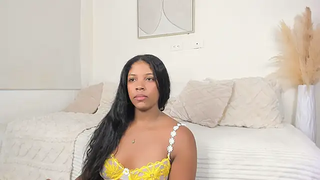 ZOEGARNER01 online show from 05/27/26, 07:43