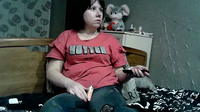explored romantic online show from 02/01/25, 12:37
