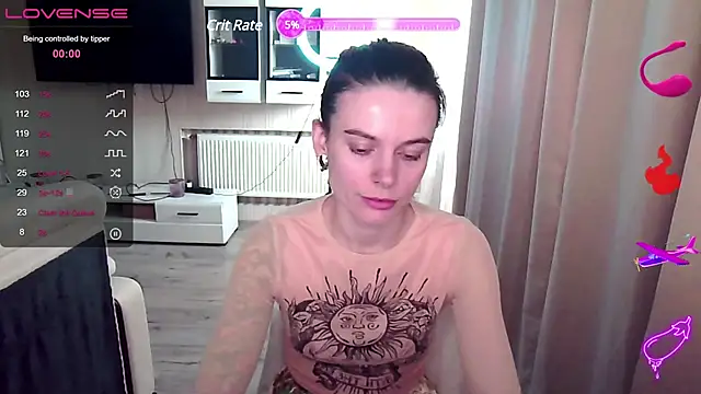 Snapshot of RinaDevil chatting on 02/17/25, 01:11 RinaDevil online show from 02/17/25, 01:11