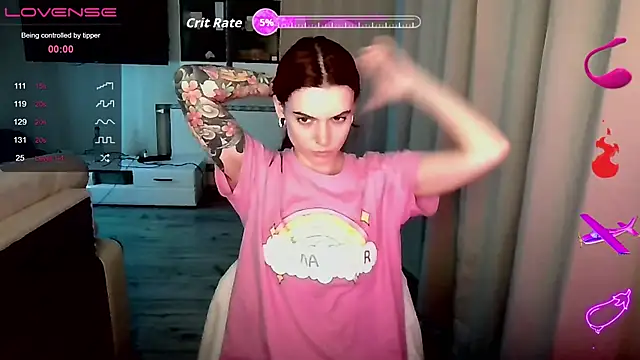 Snapshot of RinaDevil chatting on 11/10/25, 06:35 RinaDevil online show from 11/10/25, 06:35