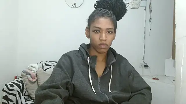 angelamarie1 online show from 05/22/26, 04:43