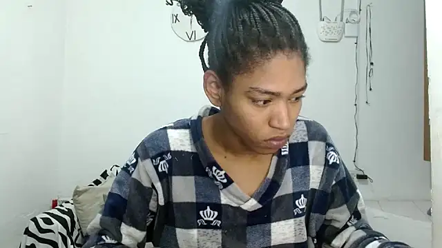 angelamarie1 online show from 05/16/26, 11:53