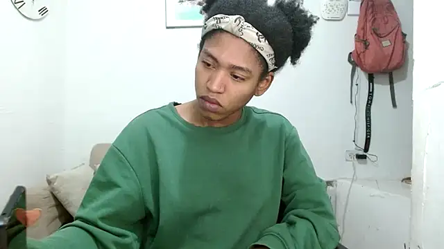 angelamarie1 online show from 02/16/26, 12:31