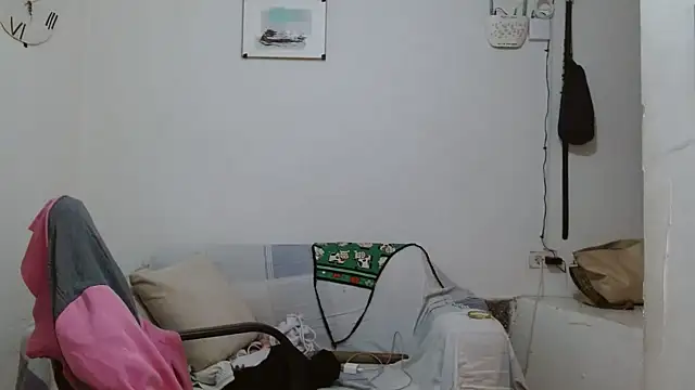 angelamarie1 online show from 07/11/26, 12:05
