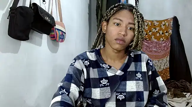 Snapshot of angelamarie1 chatting on 02/26/25, 10:27 angelamarie1 online show from 02/26/25, 10:27