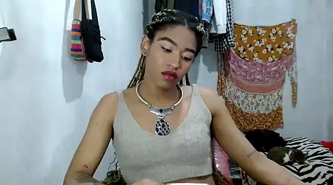 Snapshot of angelamarie1 chatting on 02/27/25, 11:48 angelamarie1 online show from 02/27/25, 11:48