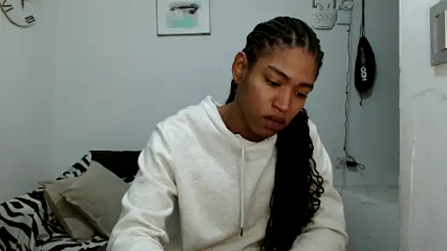 angelamarie1 online show from 04/09/26, 11:38