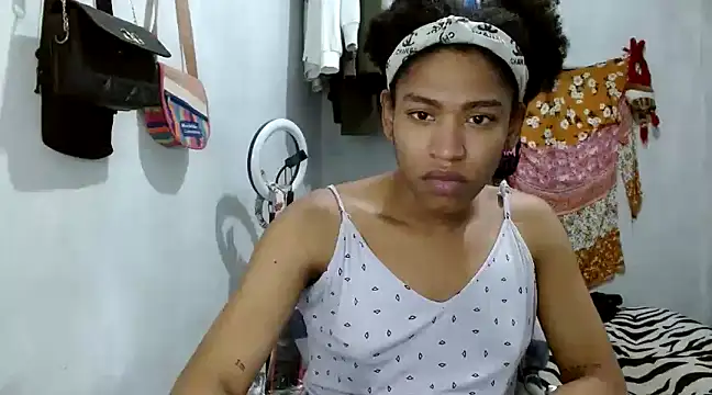 Snapshot of angelamarie1 chatting on 03/20/25, 11:02 angelamarie1 online show from 03/20/25, 11:02