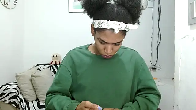 angelamarie1 online show from 02/06/26, 12:01