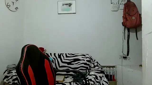 angelamarie1 online show from 02/13/26, 02:22