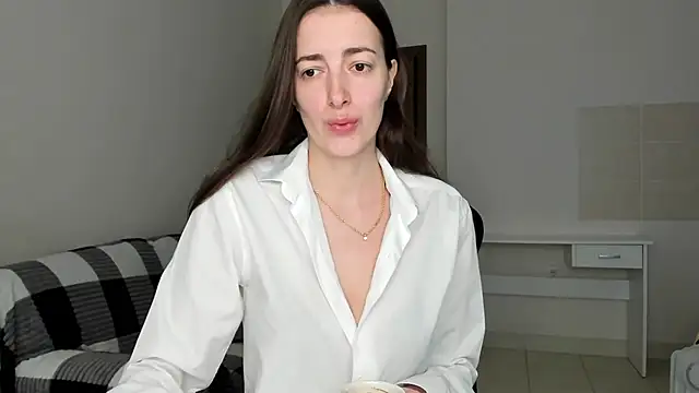 Sabrina Mur online show from 10/27/25, 07:31