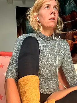 Lola Belgium online show from 10/12/25, 05:53