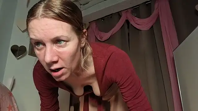 Lola Belgium online show from 02/28/26, 07:52