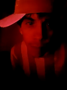 LarryCapija online show from 11/04/25, 04:05